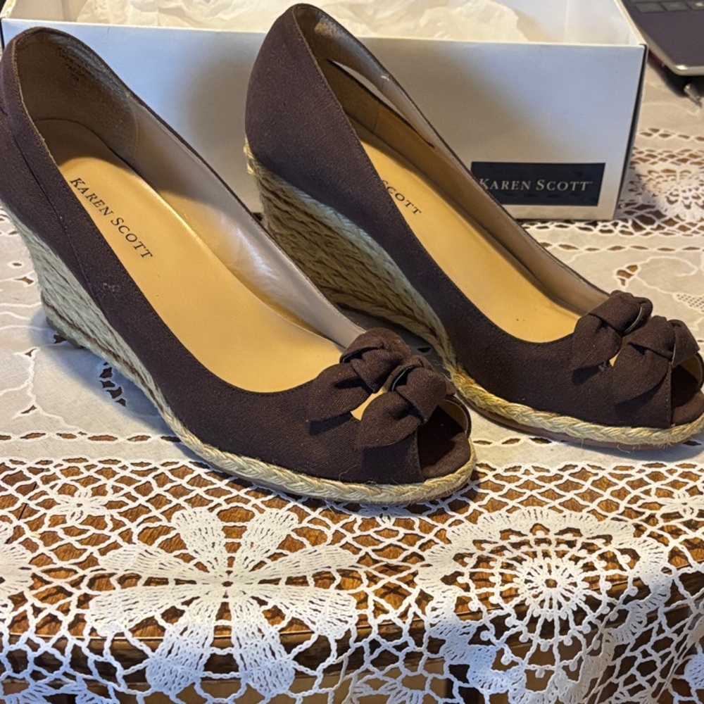 Karen Scott Dark Brown Peep-Toe Wedges